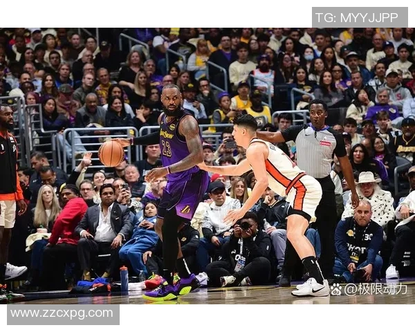 2012季后赛雷霆与湖人激战回顾：经典对决与传奇瞬间的交汇