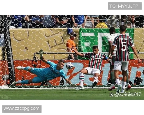 巴黎圣曼与摩纳哥激战在即谁能在法甲赛场上笑到最后