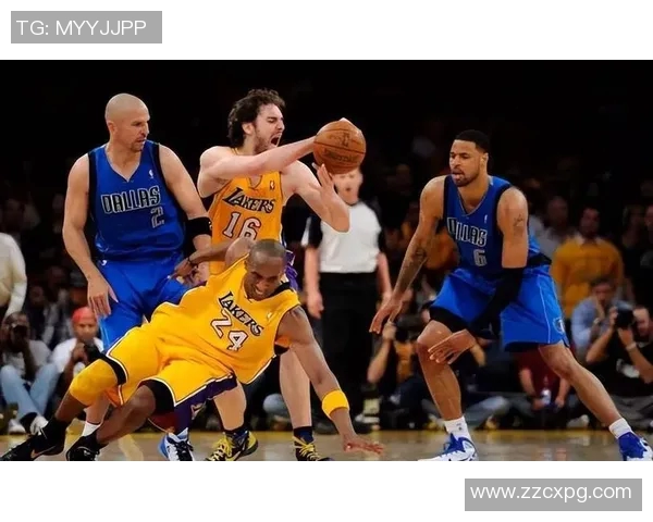 2006年科比在季后赛对决小牛队的精彩表现与历史意义解析