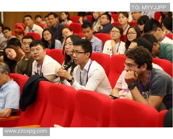 杜克大学与密歇根大学精彩对决比赛录像回顾与分析