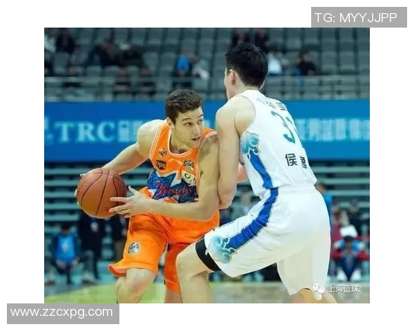 浙江金牛与上海鲨鱼的激烈对决谁能在赛场上笑到最后